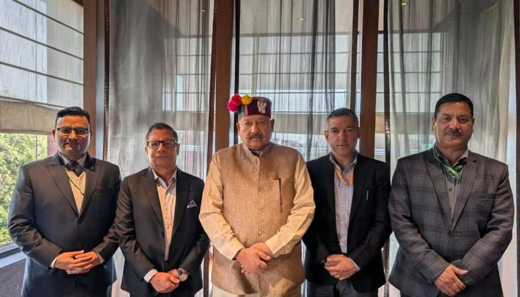 नई दिल्ली में नेपाल के राजदूत डॉ. शंकर प्रसाद शर्मा से सिंचाई मंत्री सतपाल महाराज ने की शिष्टाचार भेंट