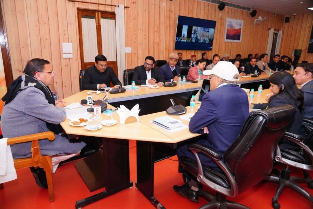 राजस्व विभाग के विभागीय कार्यों से सम्बन्धित 6 वेब पोर्टल का मुख्यमंत्री धामी ने किया शुभारंभ