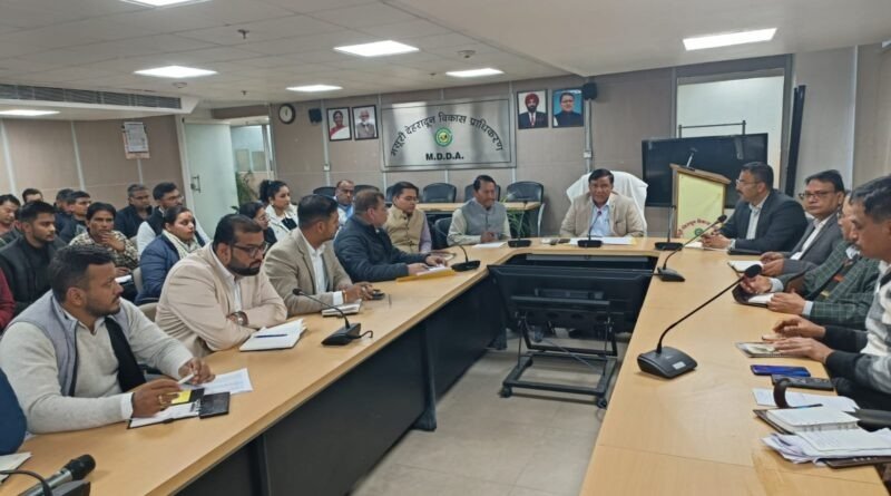 मुख्यमंत्री धामी की घोषणा को जमीन पर उतारने की तैयारी, धर्मपुर चौक मंदिर के पास पार्क और शिव प्रतिमा स्थापना के निर्देश