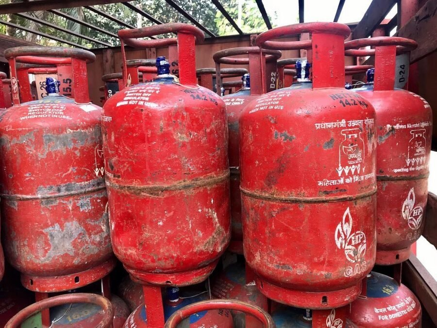 पौड़ी गढ़वाल : जिले में विवाह समारोहों में गैस सिलेंडर आपूर्ति के लिए नया नियम लागू